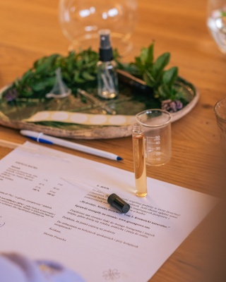 Warsztaty z destylacji roślin - wodne perfumy 18.01.2026